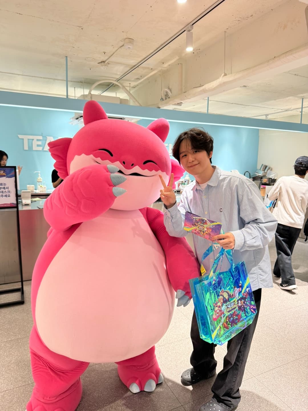 With a TFT mascot at the Seoul pop-up